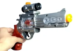 pistolet-karabin-swiatlo-dzwiek-pistolety-bron