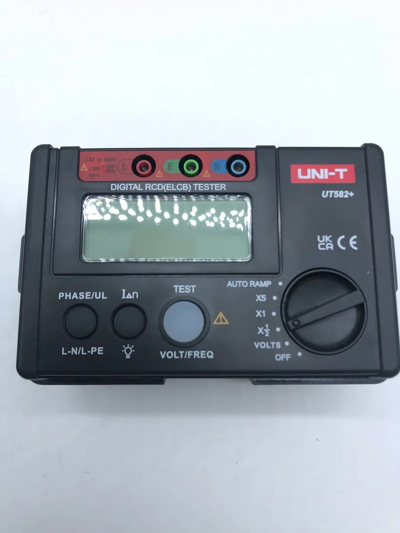 multimetr-reczny-uni-t-ut582