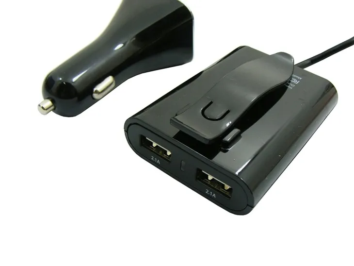 ladowarka-samochodowa-qwe-4xusb-73a-kabel-18-m-zgodnosc-ze-standardem-quick-charge-2-0