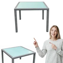 stol-z-szarego-technorattanu-100-x-100-cm