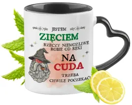 dla-ziecia-kubek-czarny-z-uszkiem-w-ksztalcie-serca-na-prezent-z-nadrukiem
