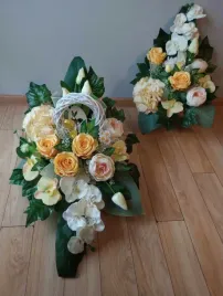 stroik-na-cmentarz-grob-kompozycja-komplet-wiosna-wielkanoc-tulipan