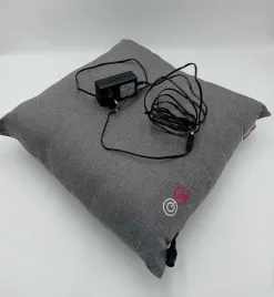 poduszka-masujaca-shiatsu-beurer-mg-135-masaz-podgrzewanie-40x40cm