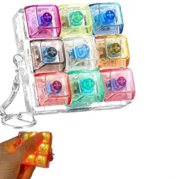 mini-klawiatura-led-9-pol-klikacz-antystresowy-brelok