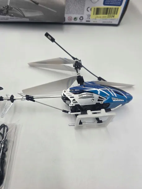 helikopter-glowee-revell-23940-model-23940