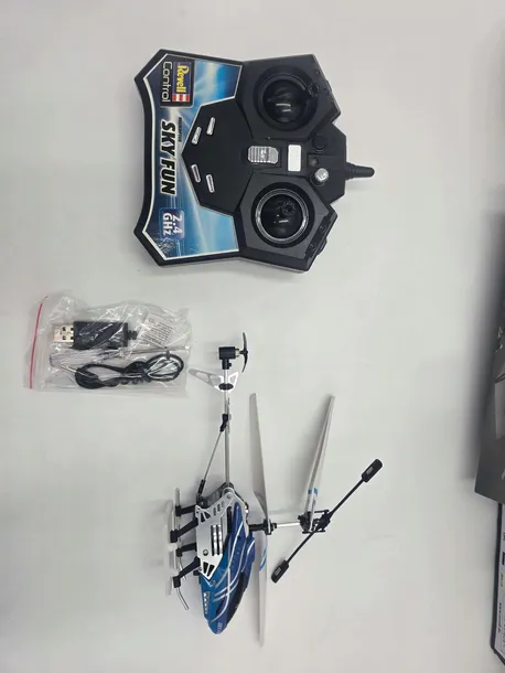 helikopter-glowee-revell-23940-stan-powystawowy-model-23940