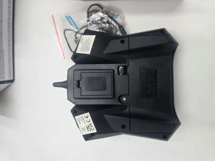 helikopter-23940-niebieski-bohater-inny