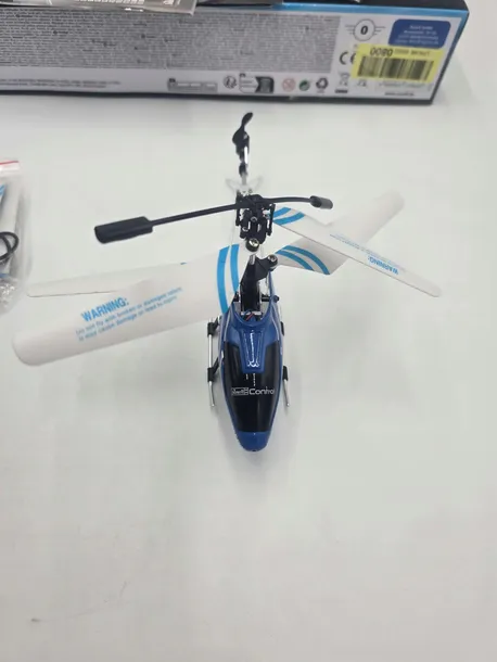 helikopter-23940-niebieski-marka-revell