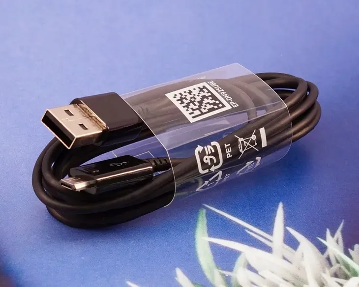 oryginalny-kabel-przewod-samsung-micro-usb-15m-dlugosc-przewodu-1-5-m
