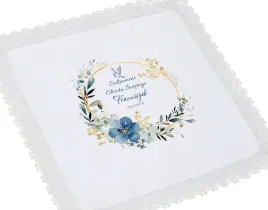 elegancka-szatka-na-chrzest-z-koronka-szatka-do-chrztu-imie-data-mch-kb