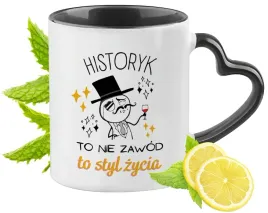 kubek-czarny-z-uszkiem-w-ksztalcie-serca-dla-historyka-na-prezent