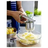 praska-do-ziemniakow-ikea-waga-z-opakowaniem-2-kg-kod-producenta-761-142-85