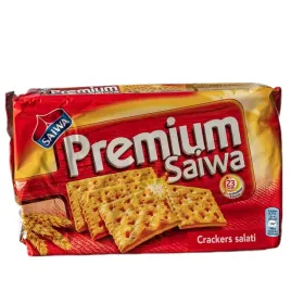 krakersy-premium-saiwa-crackers-salati-315g-saiwa-solone-po-powierzchni