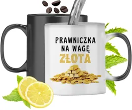 kubek-magiczny-dla-prawniczki-zmieniajacy-kolor